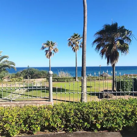 Luxurious Two Bedroom In Mar Azul, Estepona