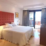 Apartment Luxurious Two Bedroom In Mar Azul, Estepona